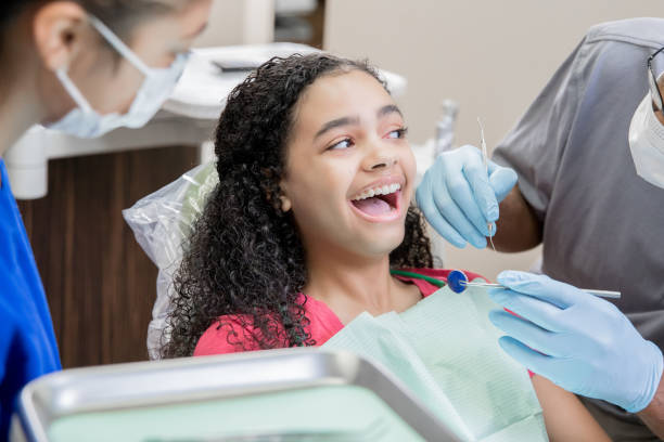 Best Pediatric Emergency Dentist in Hamilton College, NY